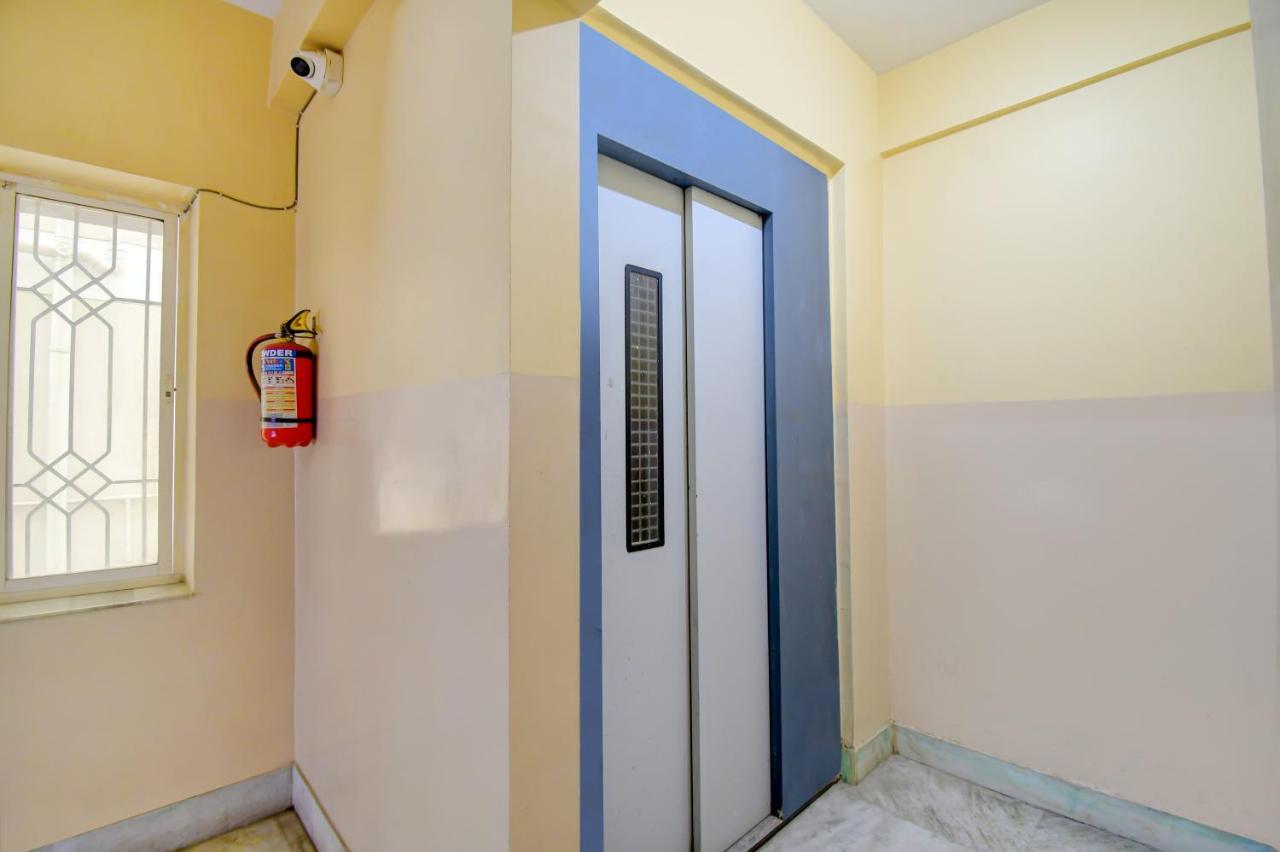 Hotel Fabhotel Divira Kolkata